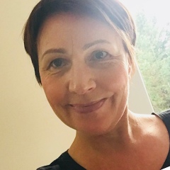 Szilágyi Andrea Aviva Müdszer oktató - Franciaország, Svájc